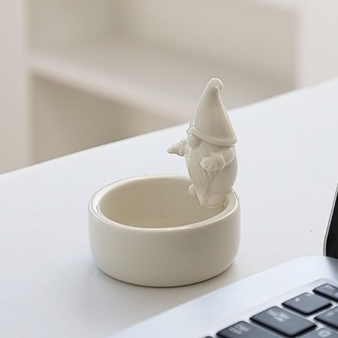 FIYOEO Santa Claus Ceramic Candlestick Holder