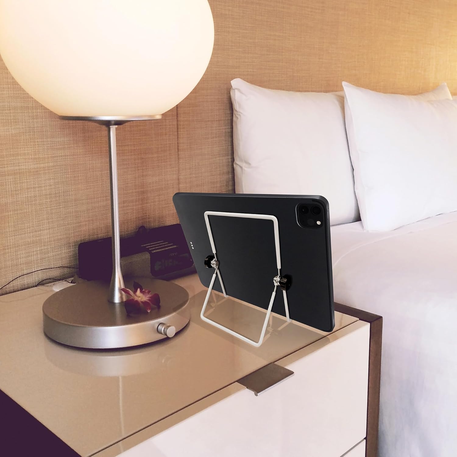 SOTER Adjustable Metal Plate Display Stand
