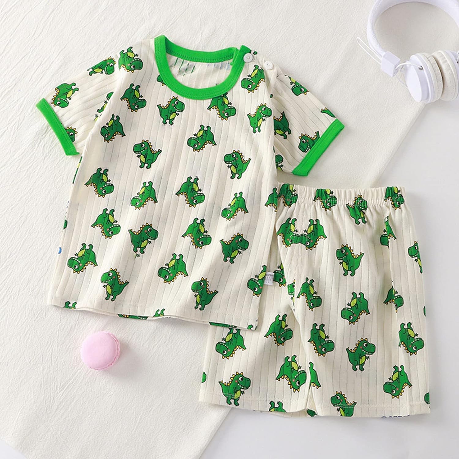 Cute Cartoon Pattern T-Shirt and Shorts Set for Toddlers